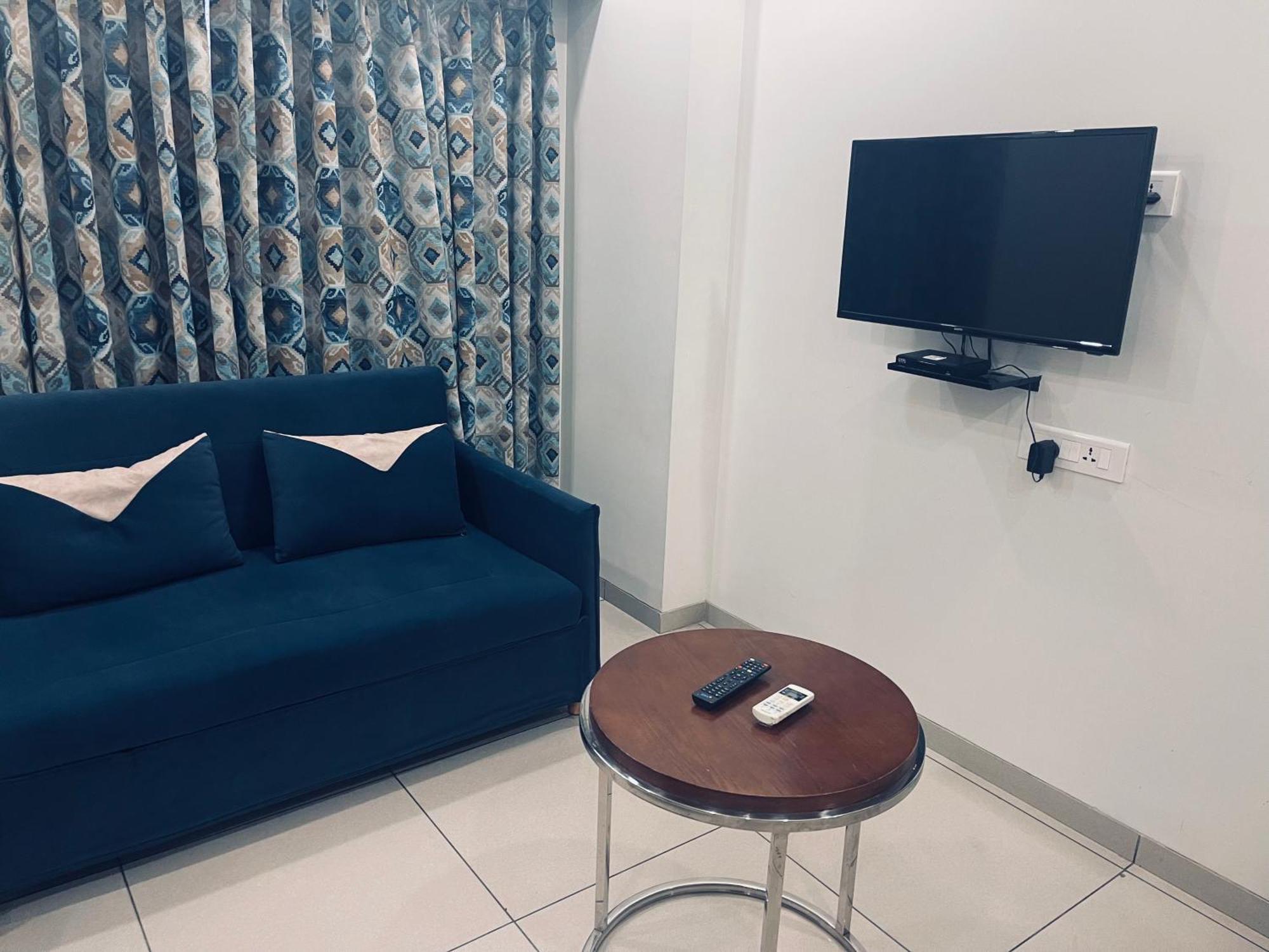 The Park Residency Hotel Ахмедабад Екстериор снимка